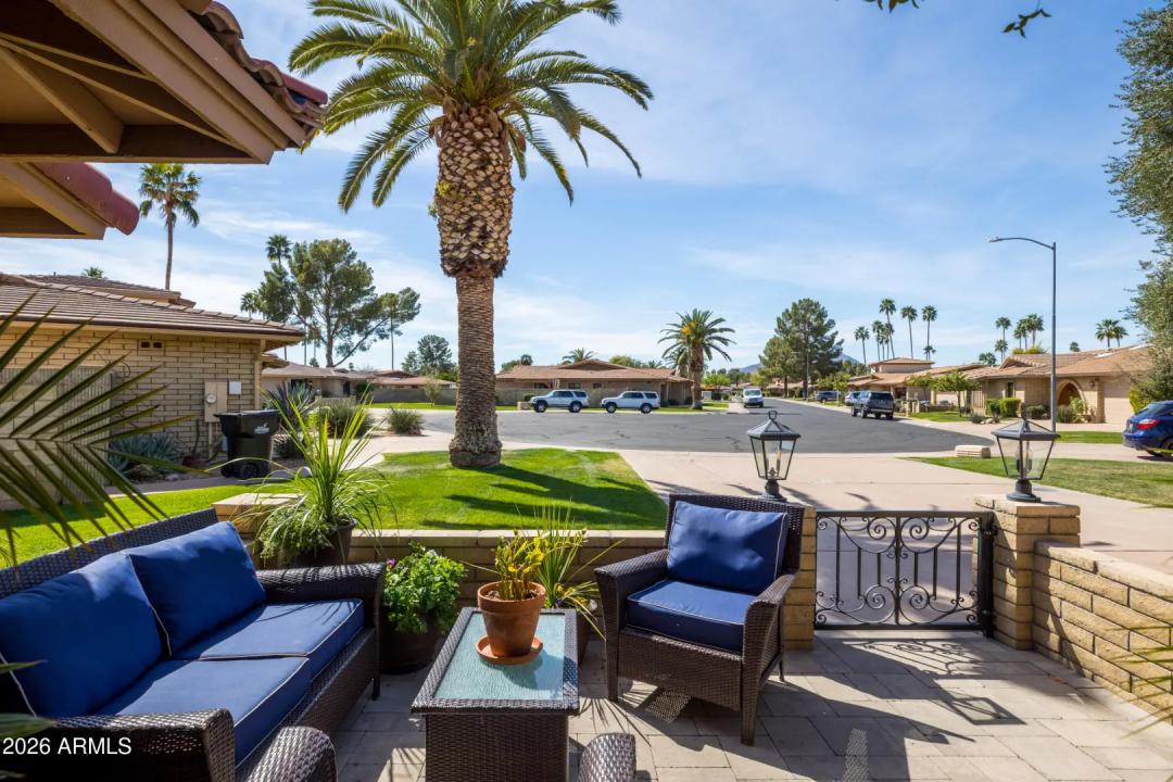 Real Estate Picture 3