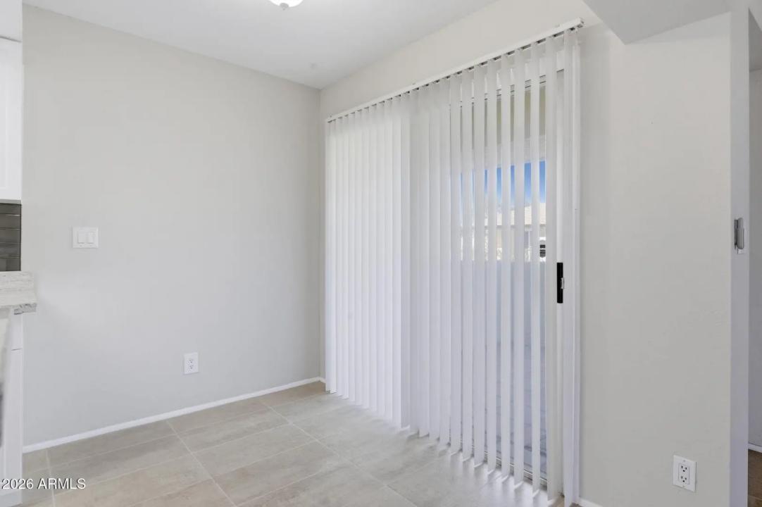 Real Estate Picture 8