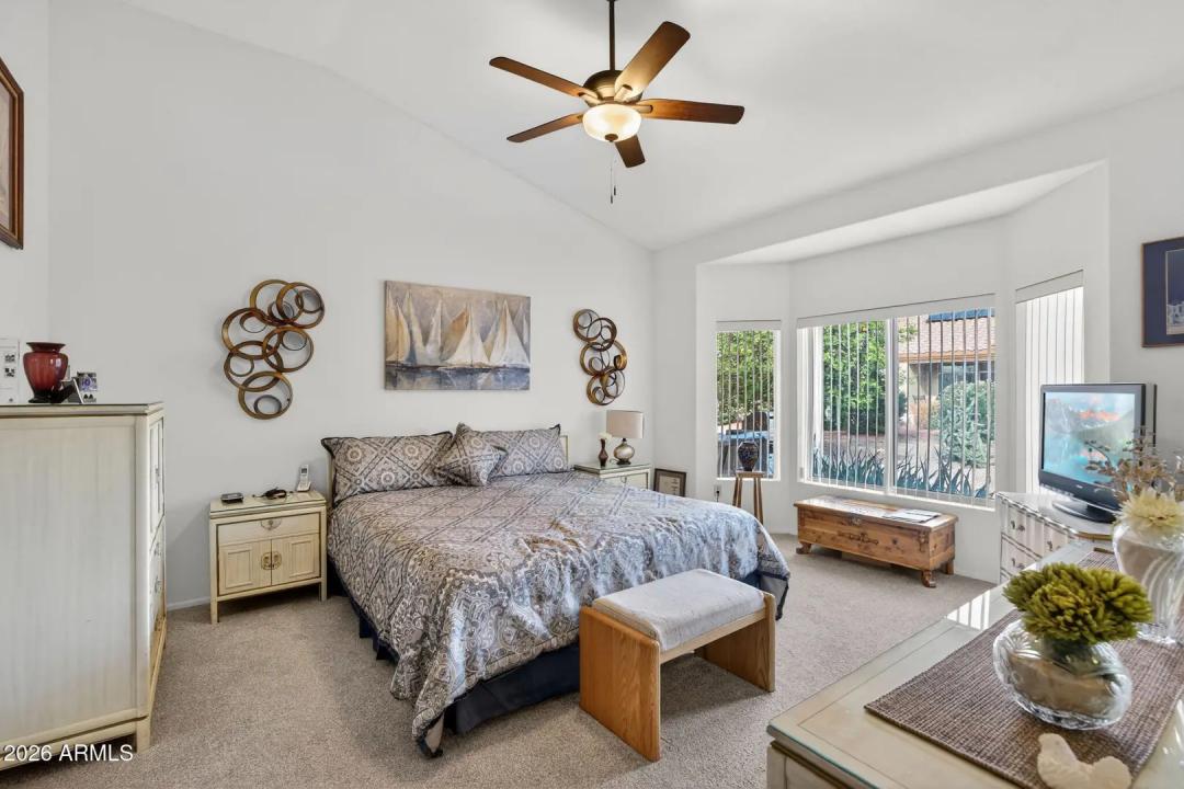 Real Estate Picture 9