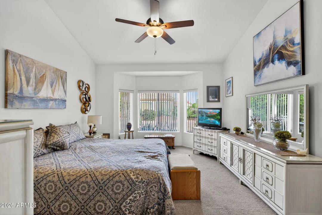 Real Estate Picture 10