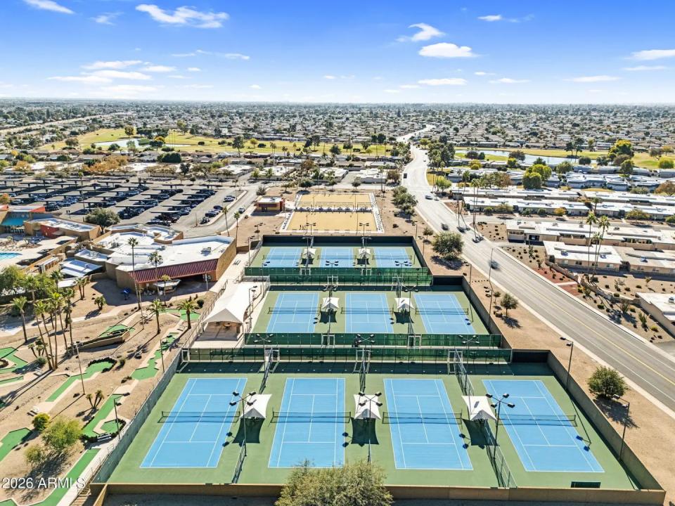 Real Estate Picture 21