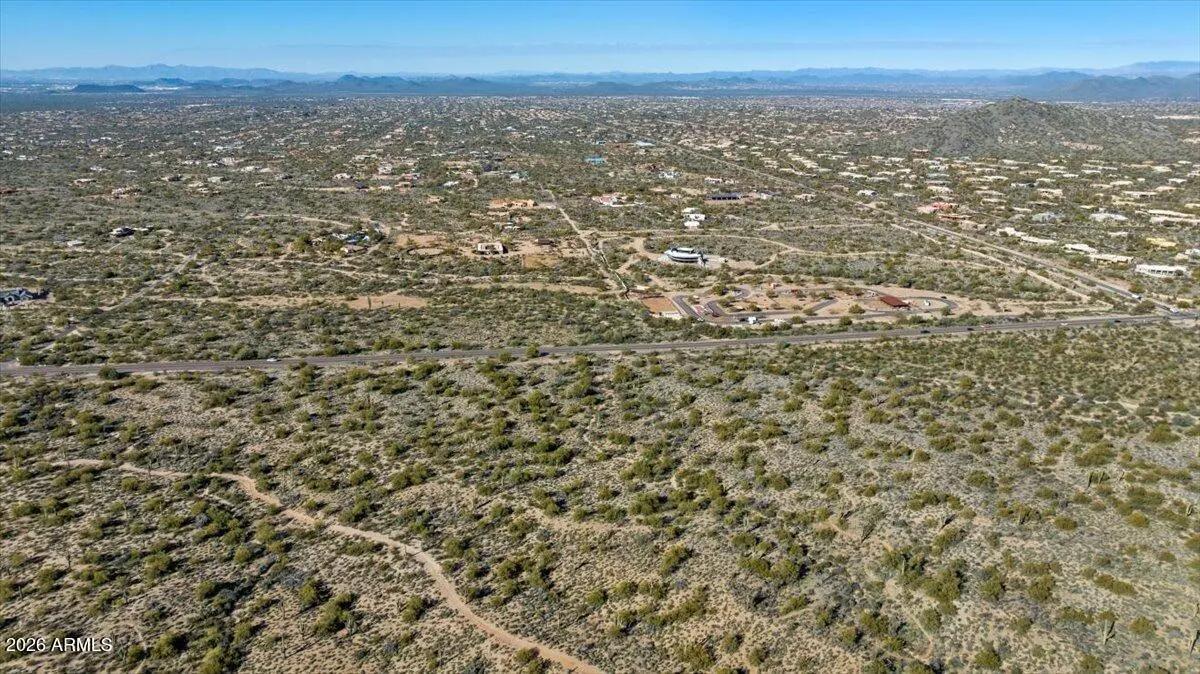 Real Estate Picture 8