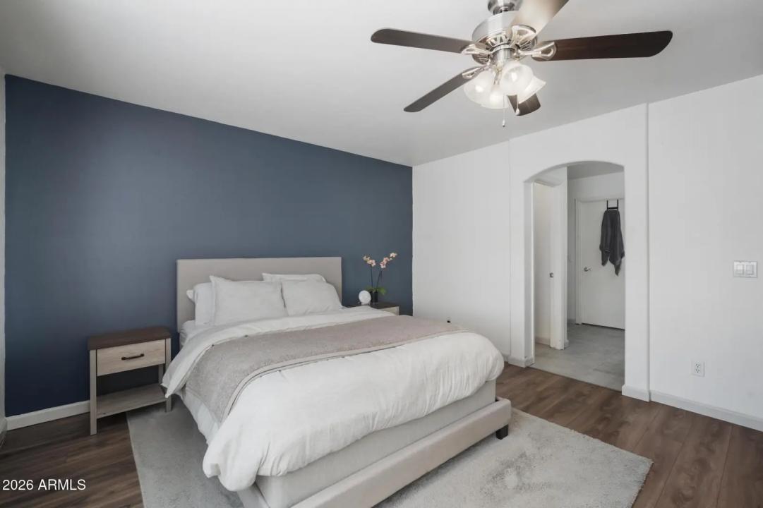 Real Estate Picture 19