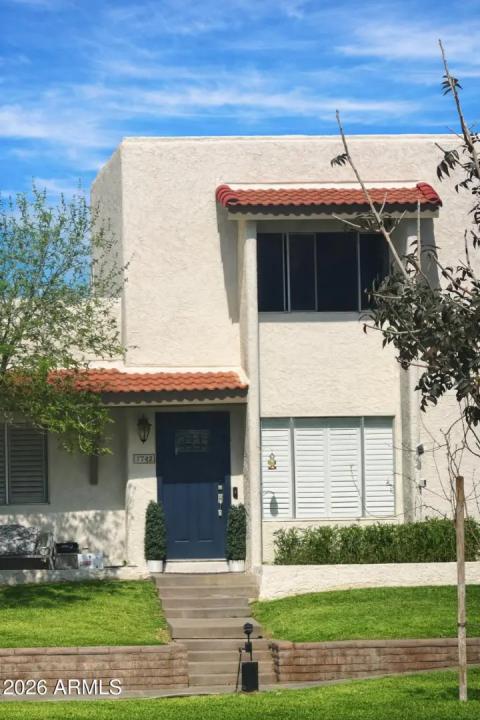 Real Estate Picture 1