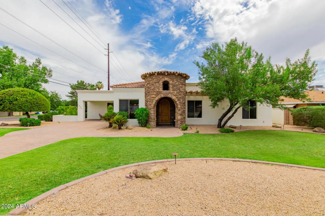 Real Estate Picture 1