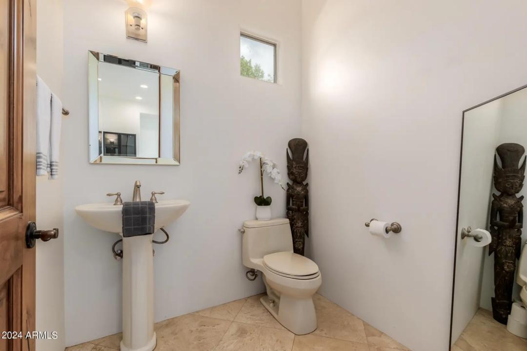 Real Estate Picture 26