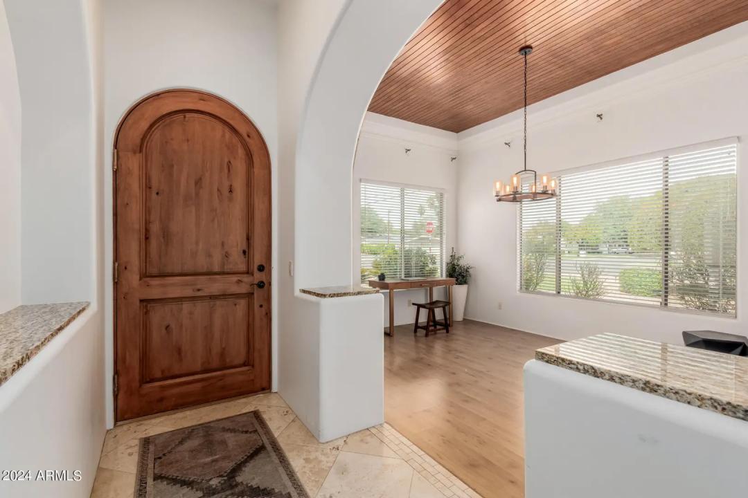 Real Estate Picture 27