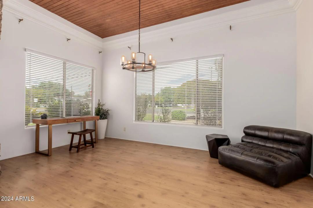 Real Estate Picture 29