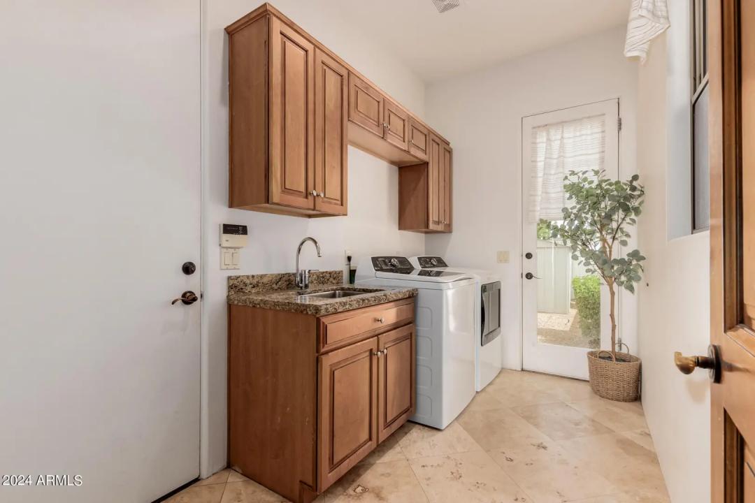 Real Estate Picture 31