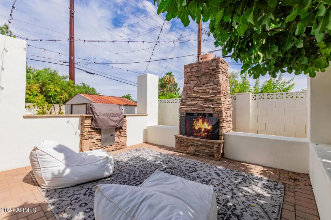 Real Estate Picture 32