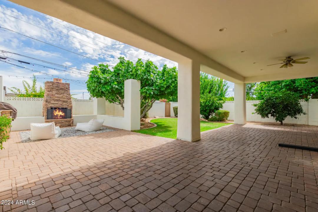 Real Estate Picture 37