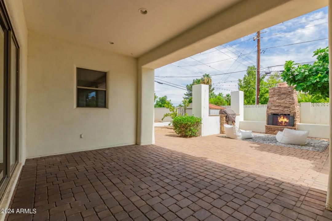 Real Estate Picture 38