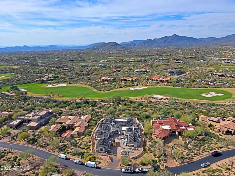 Real Estate Picture 18