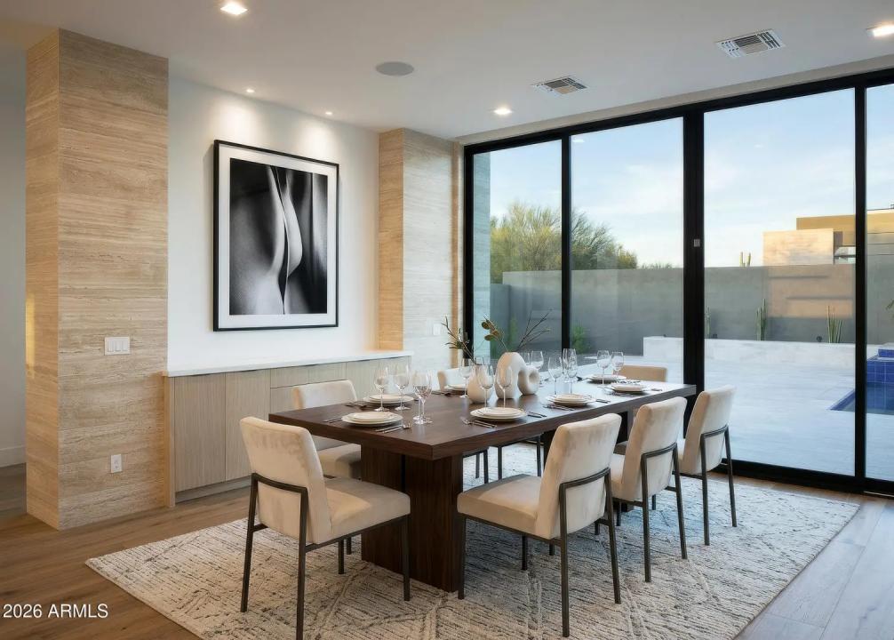 Real Estate Picture 9