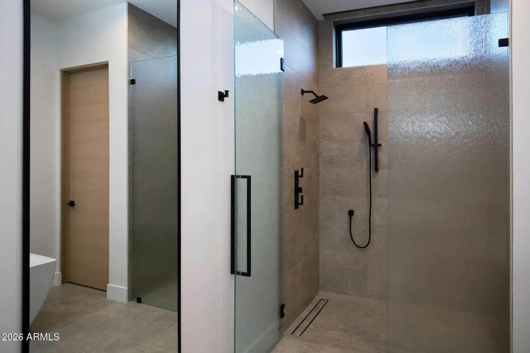 Real Estate Picture 20