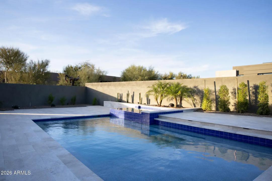 Real Estate Picture 29