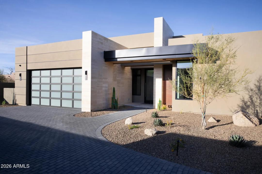 Real Estate Picture 30