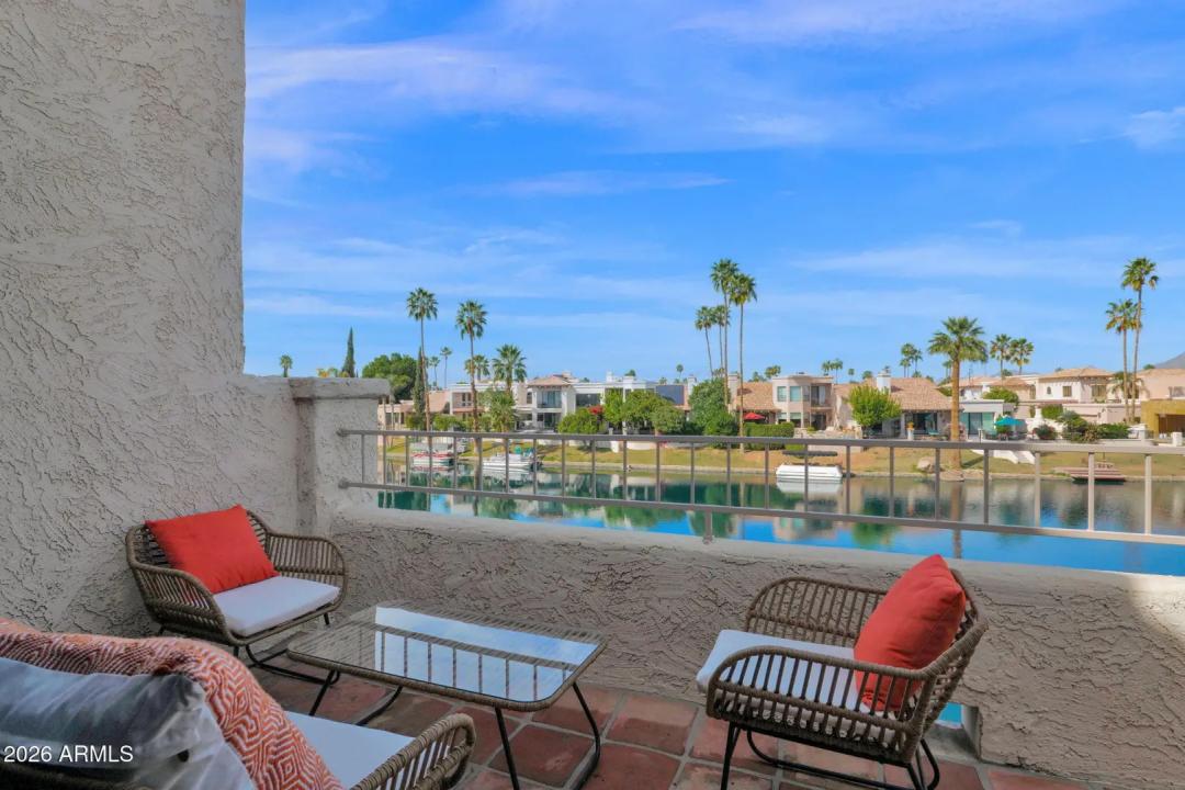 Real Estate Picture 16