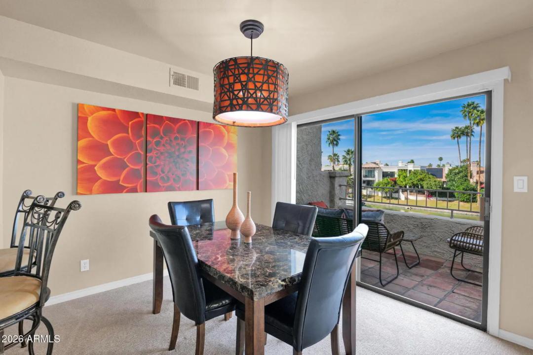 Real Estate Picture 10