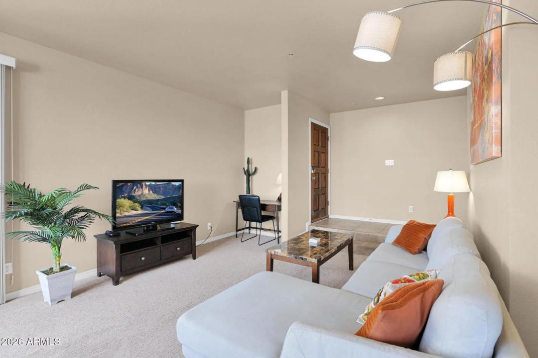 Real Estate Picture 8