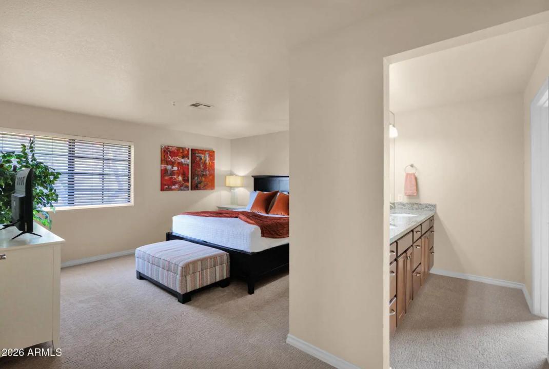 Real Estate Picture 23