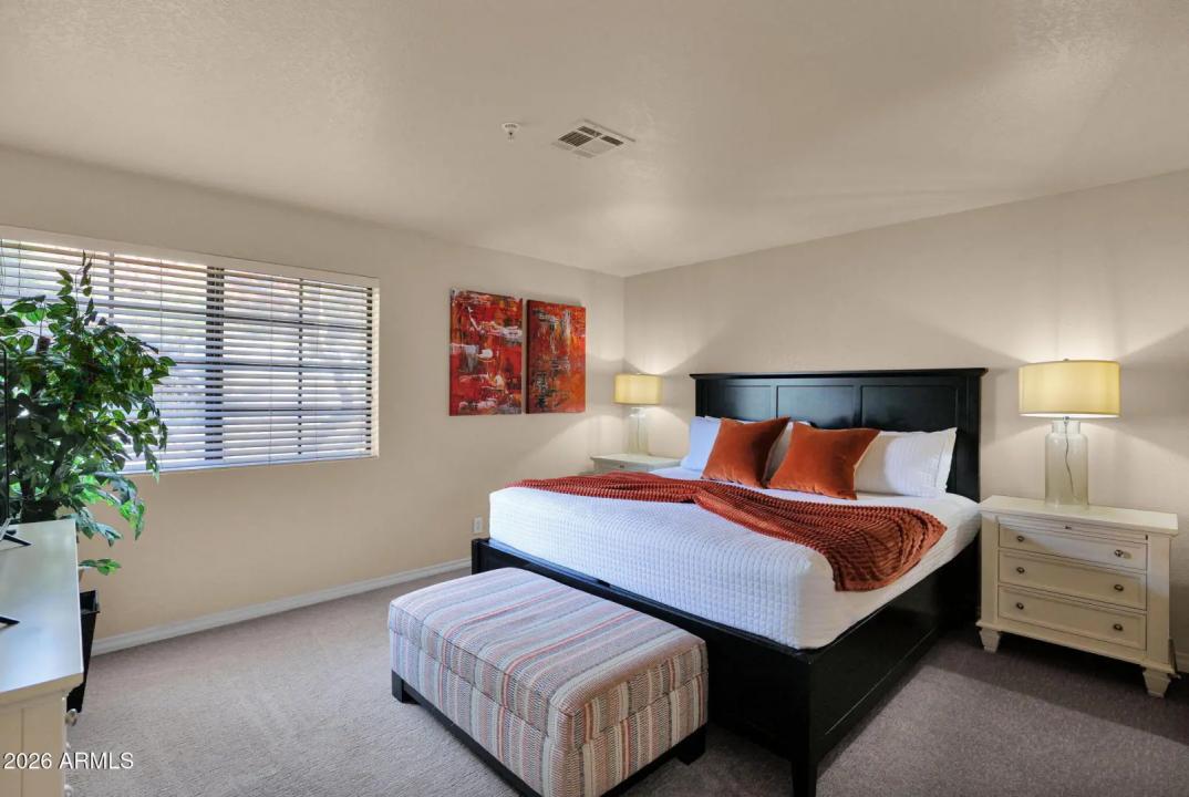 Real Estate Picture 22