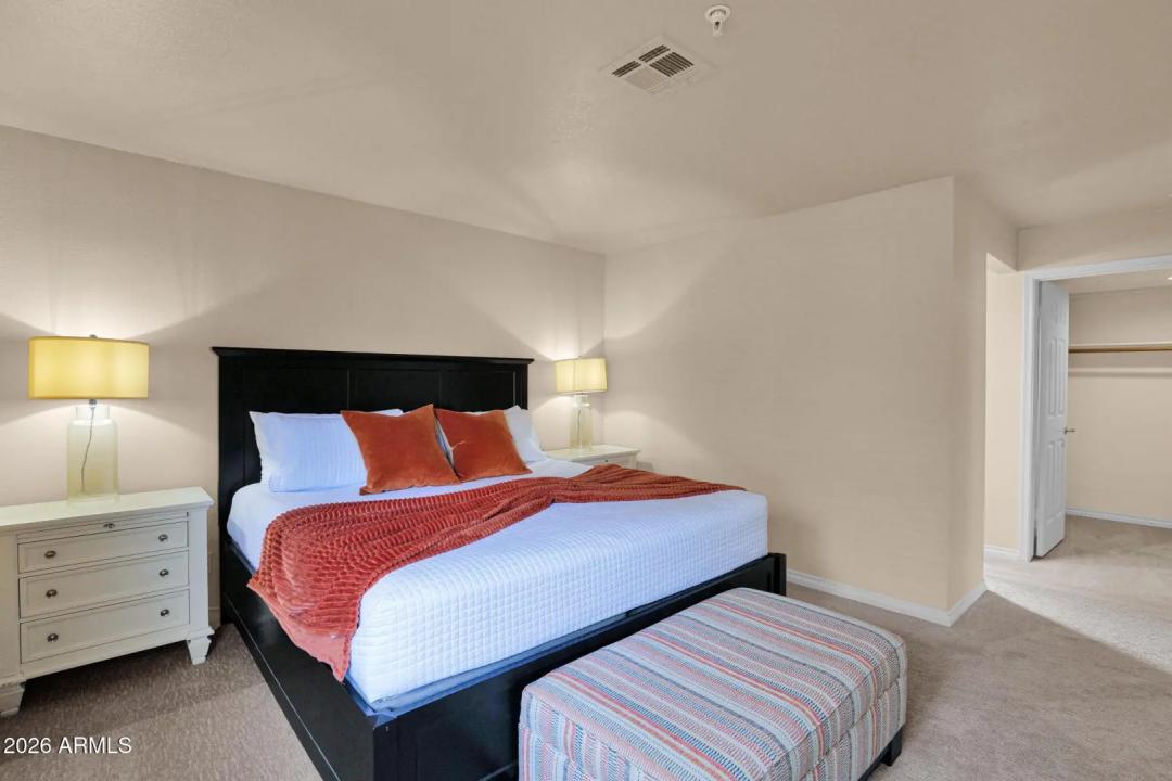 Real Estate Picture 24