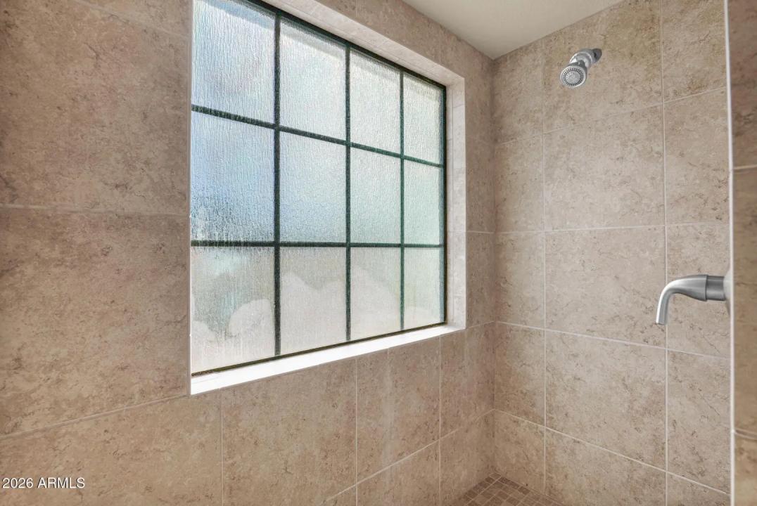 Real Estate Picture 27