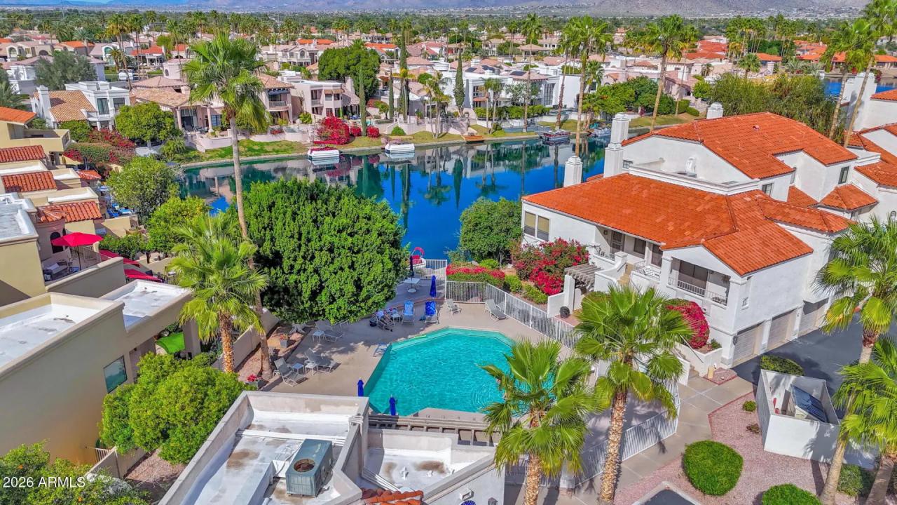 Real Estate Picture 37