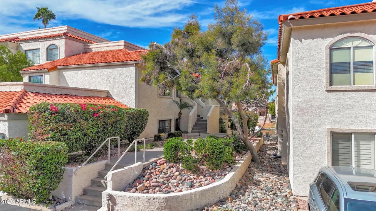 Real Estate Picture 2