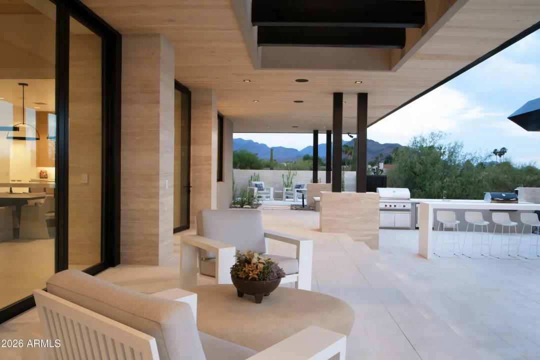 Real Estate Picture 19