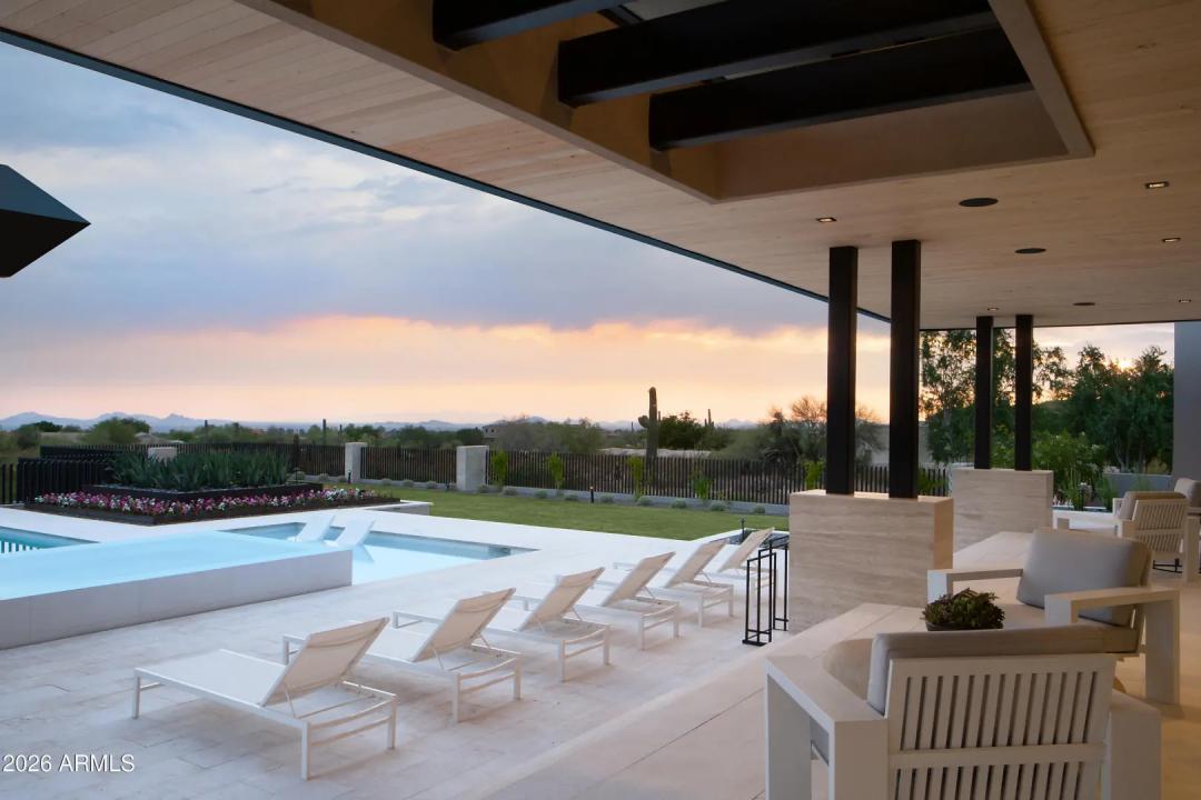 Real Estate Picture 20