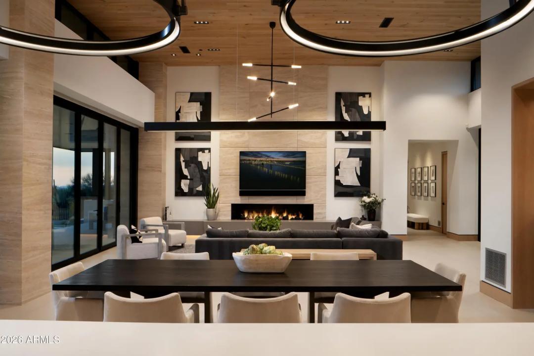 Real Estate Picture 6