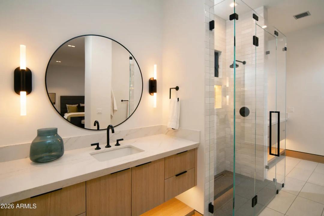 Real Estate Picture 28