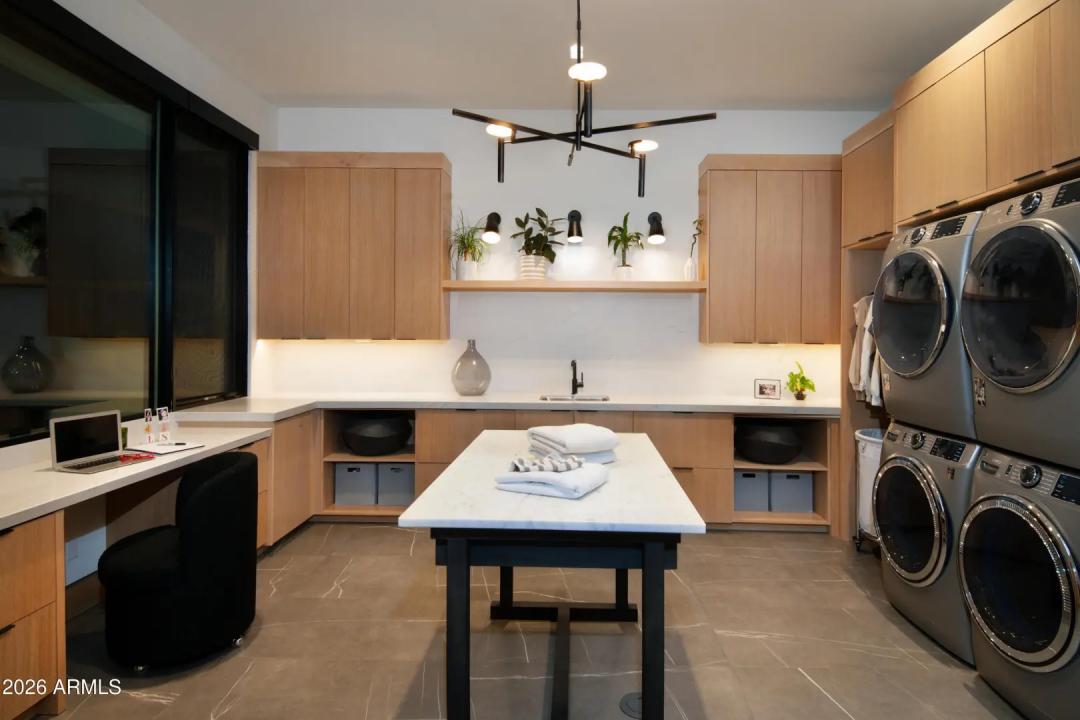 Real Estate Picture 36