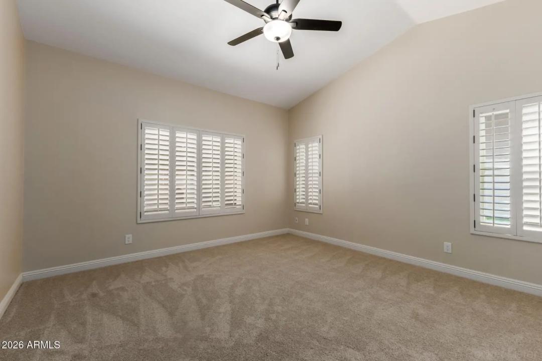 Real Estate Picture 18