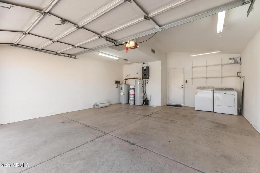 Real Estate Picture 33