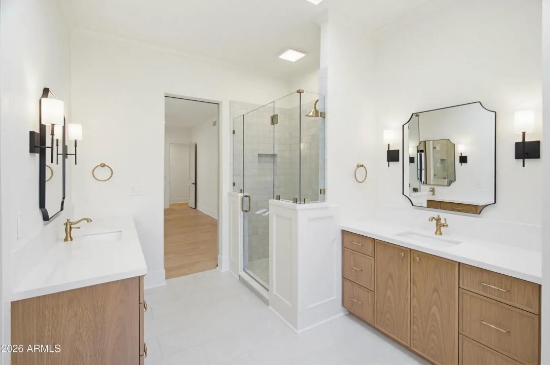 Real Estate Picture 20