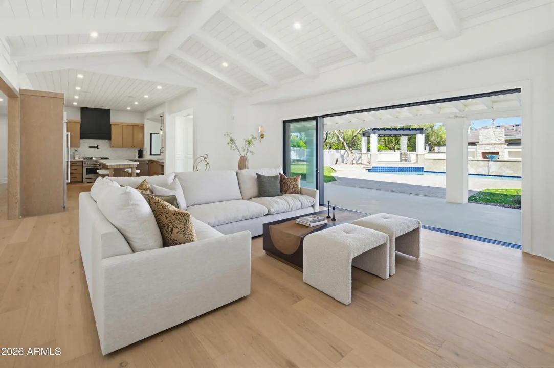 Real Estate Picture 1