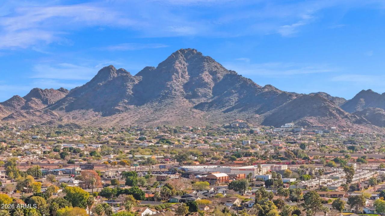 Real Estate Picture 52