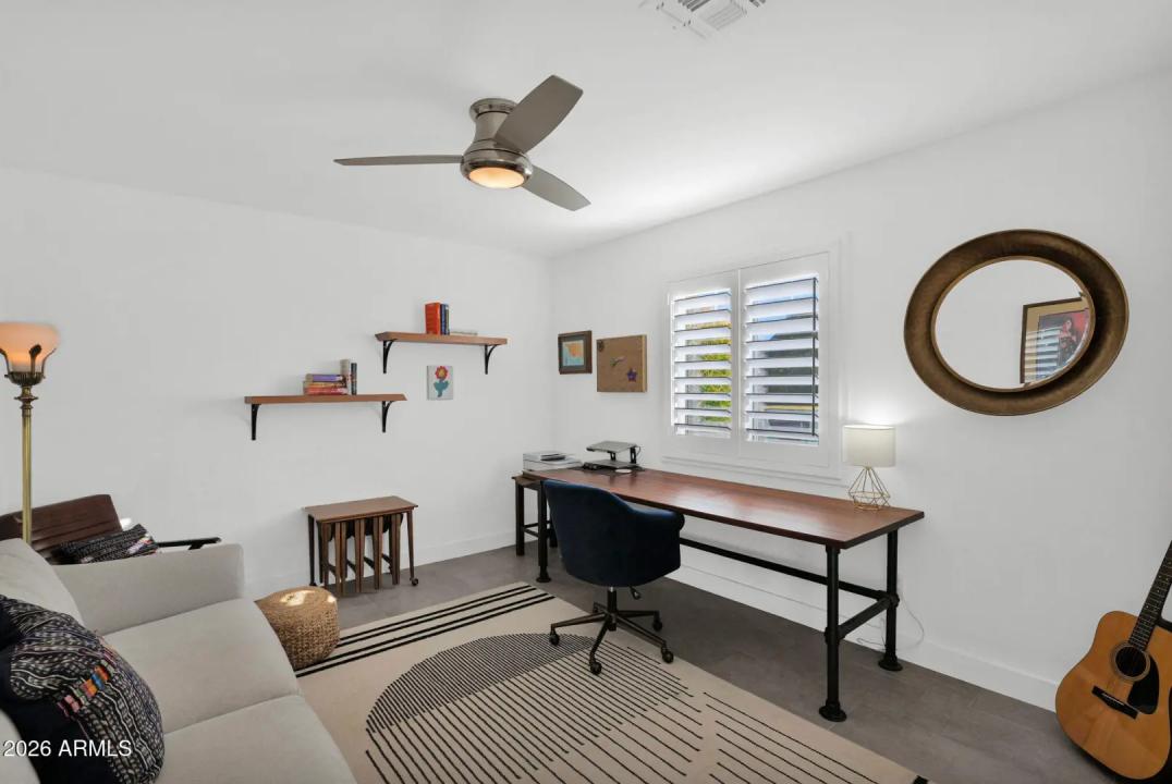 Real Estate Picture 28