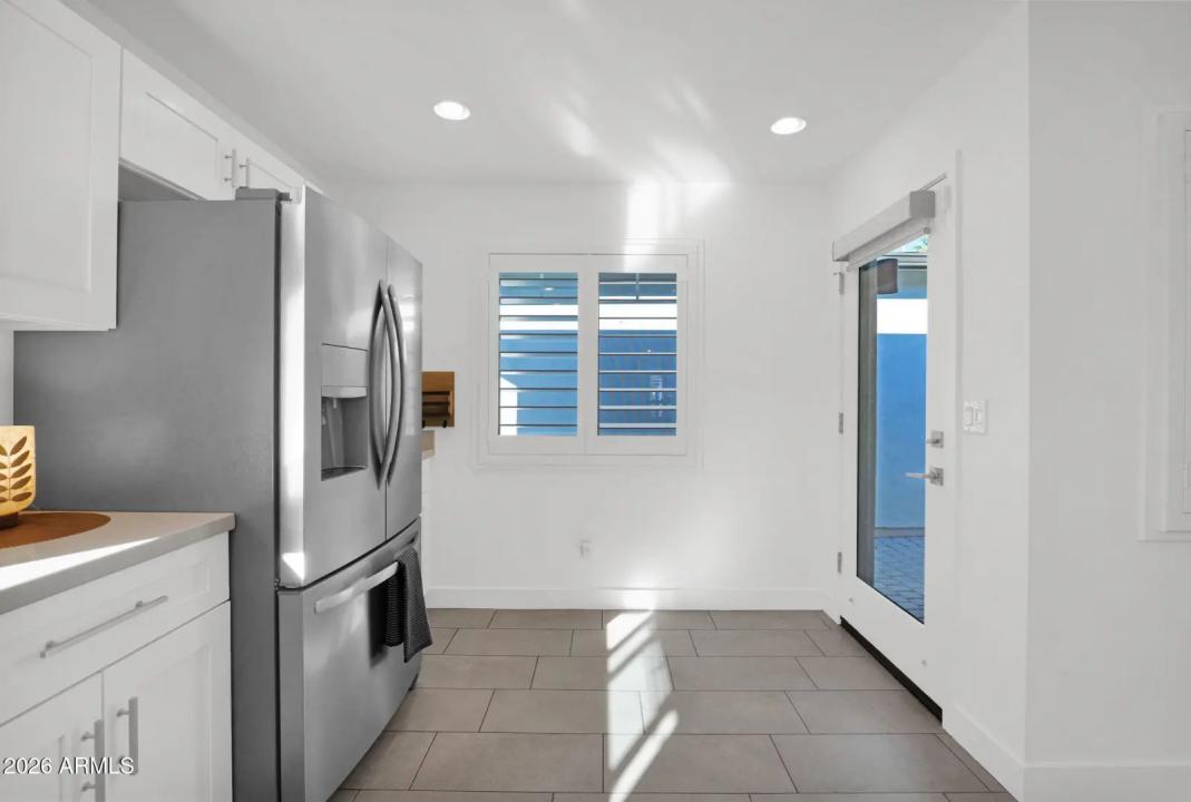 Real Estate Picture 22