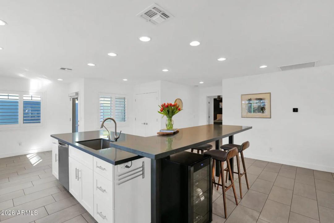 Real Estate Picture 26