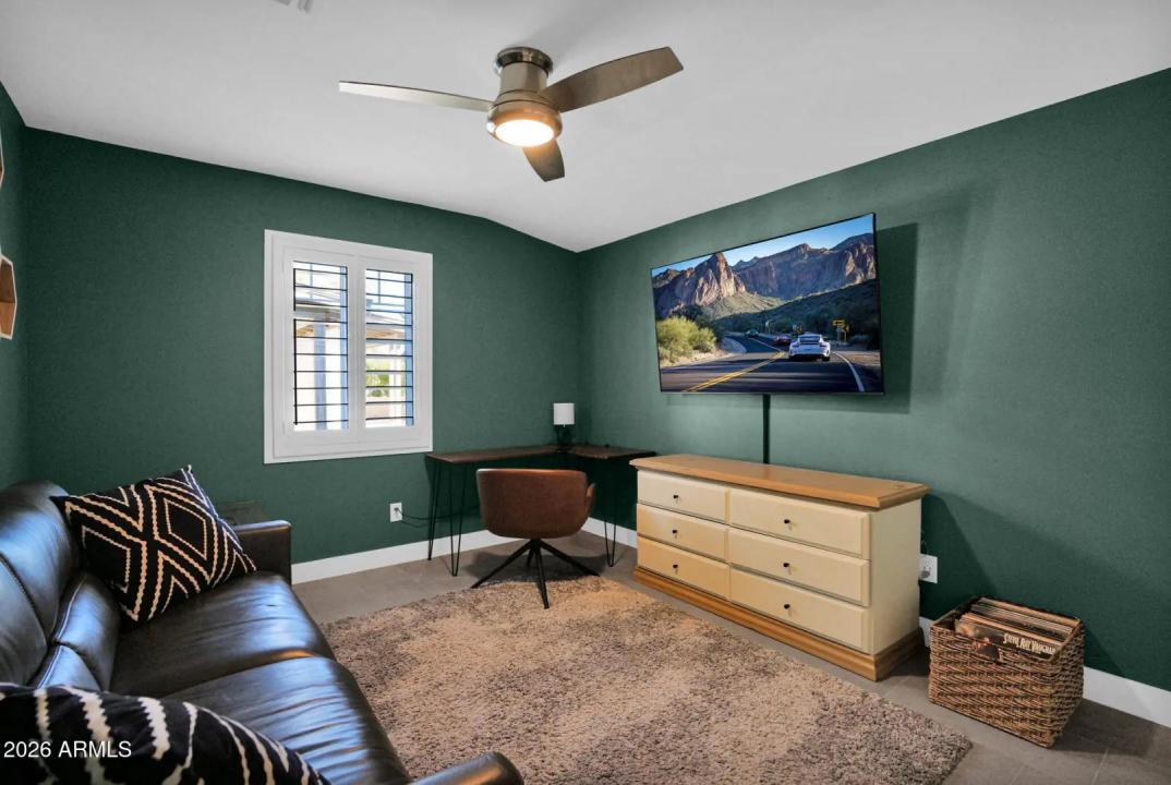 Real Estate Picture 27