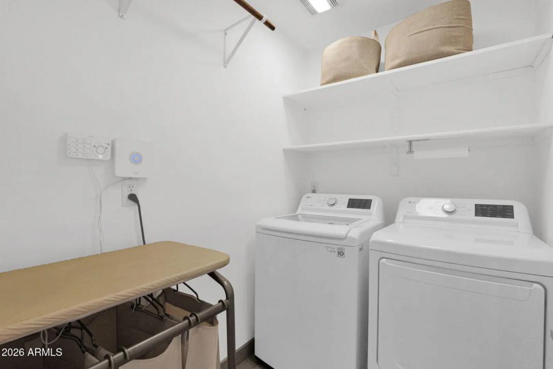 Real Estate Picture 32