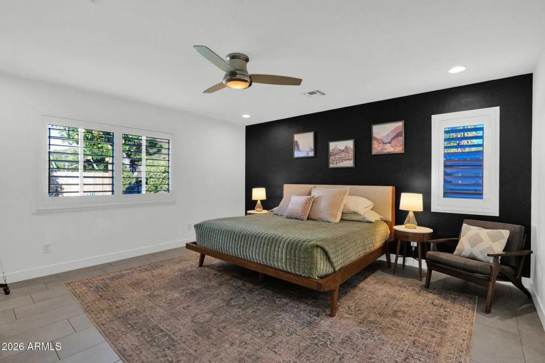 Real Estate Picture 33