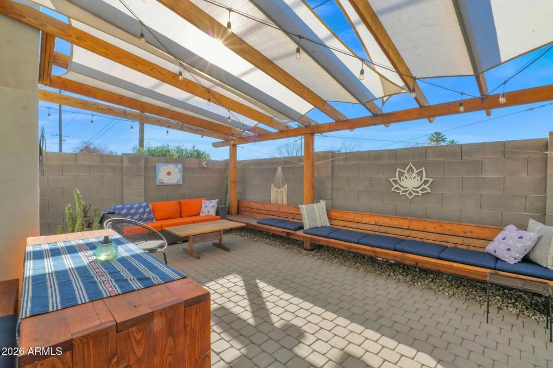 Real Estate Picture 39