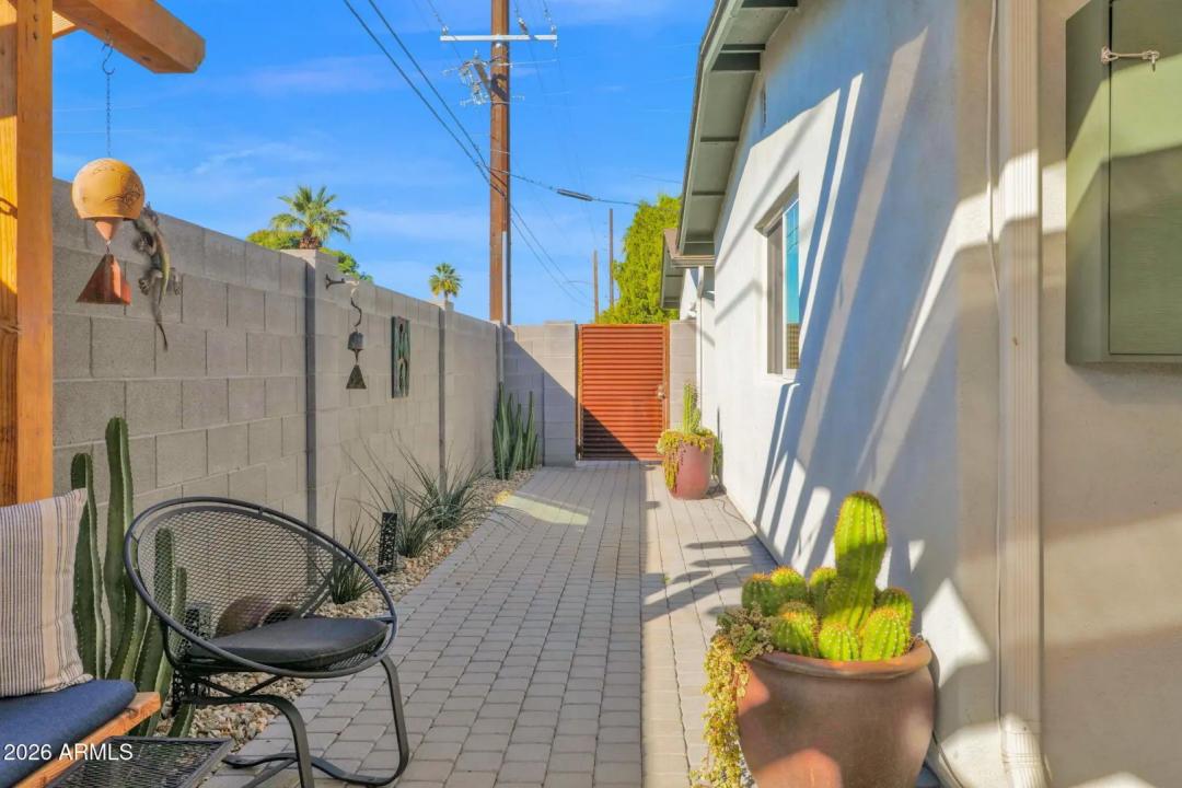 Real Estate Picture 41