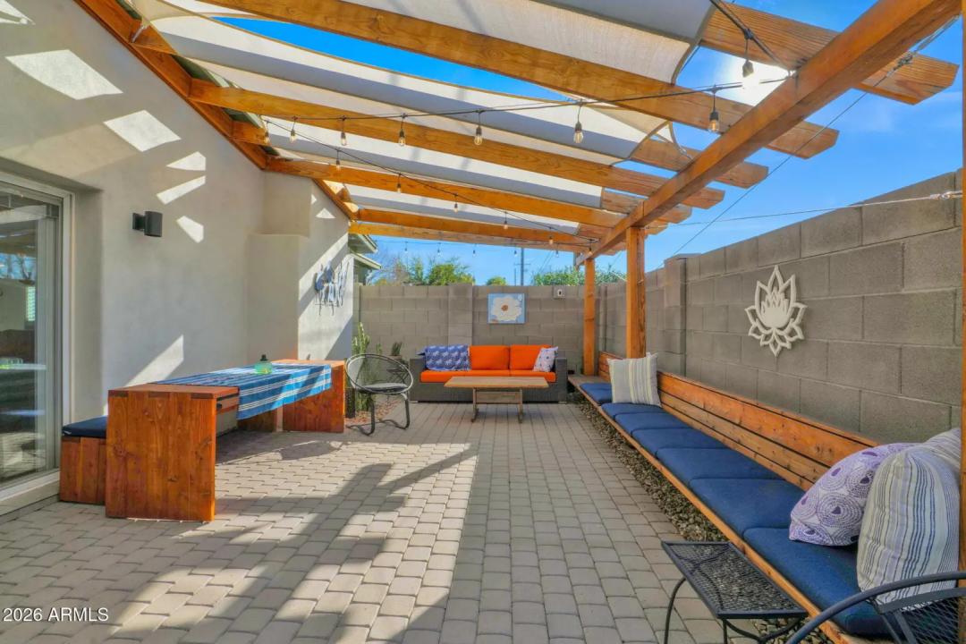 Real Estate Picture 42