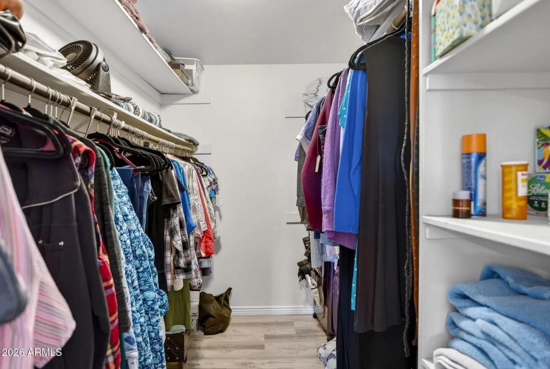 Real Estate Picture 12